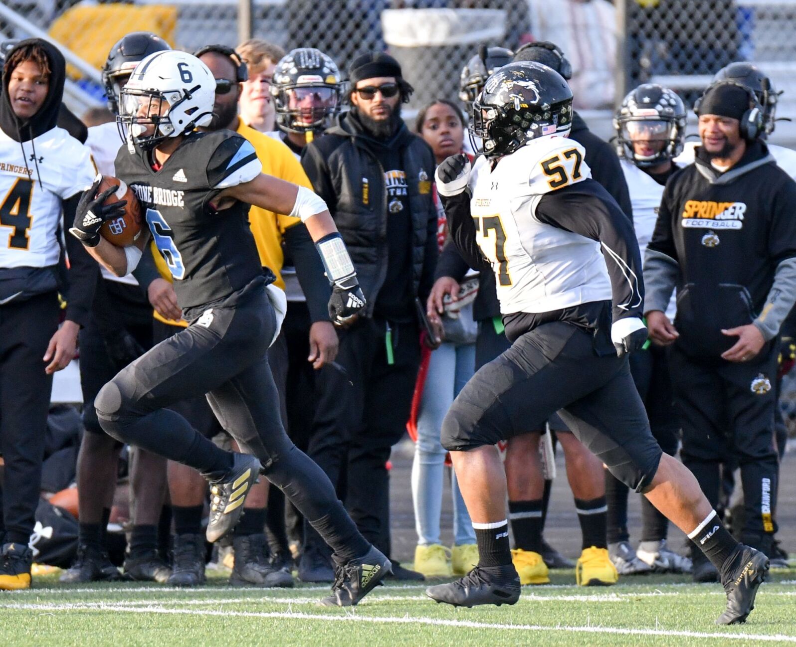 SB vs HS football semis_6.jpg